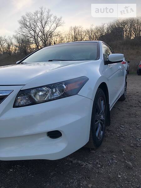 Купе Honda Accord 2010 в Одессе