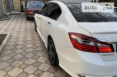 Седан Honda Accord 2017 в 