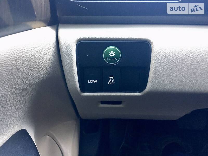 Седан Honda Accord 2015 в Тернополі