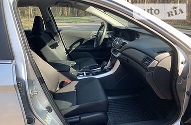 Седан Honda Accord 2014 в 
