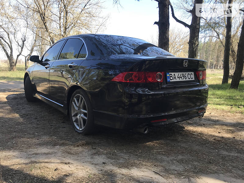 Седан Honda Accord 2006 в Кропивницком
