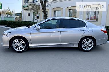 Седан Honda Accord 2013 в 