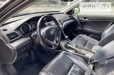 Седан Honda Accord 2010 в 