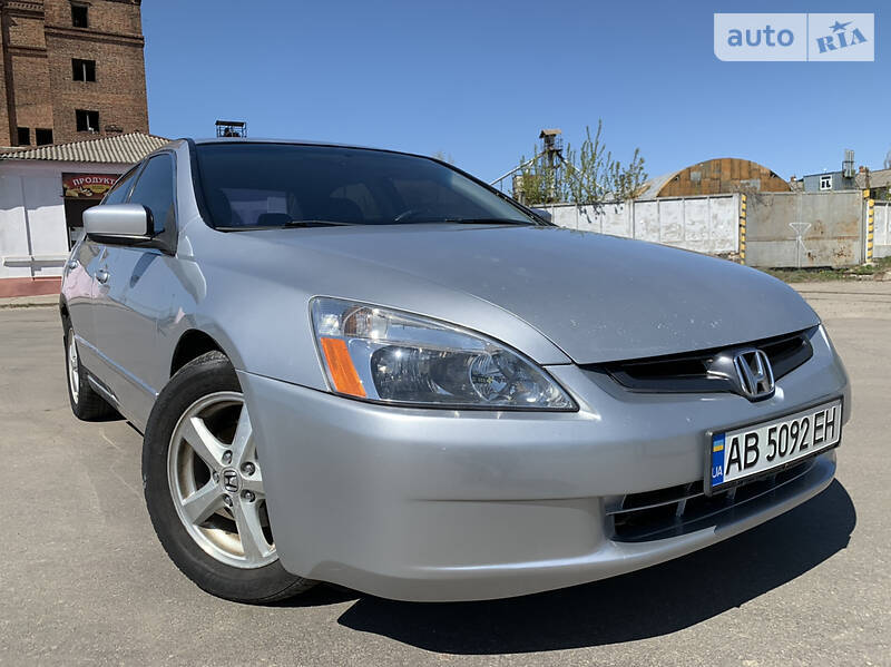 Седан Honda Accord 2003 в 