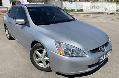 Седан Honda Accord 2003 в 