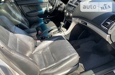 Седан Honda Accord 2003 в 