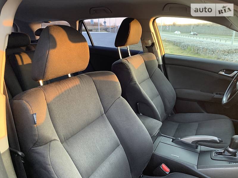 Седан Honda Accord 2008 в Львове
