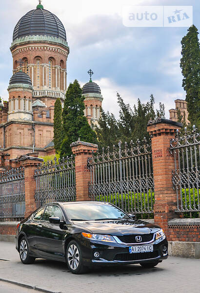 Купе Honda Accord 2013 в Чернівцях