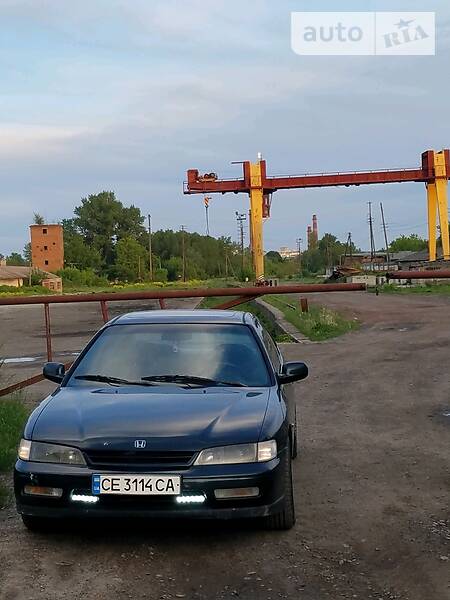 Купе Honda Accord 1995 в Черновцах