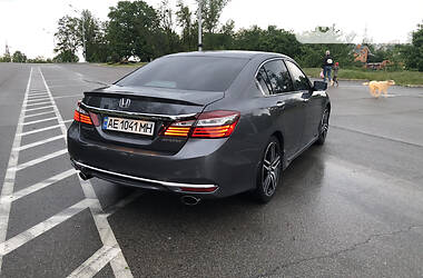 Седан Honda Accord 2017 в Києві