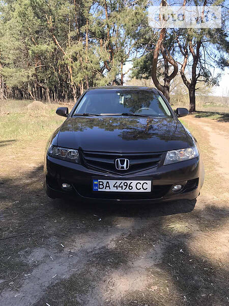 Седан Honda Accord 2006 в Кропивницком