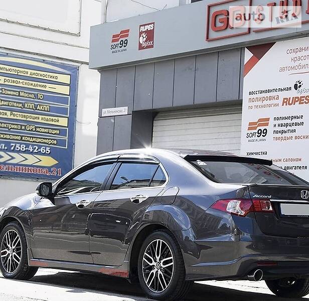Седан Honda Accord 2010 в Харкові