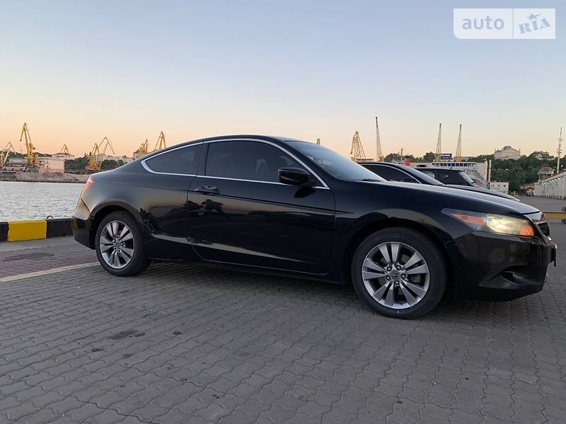 Купе Honda Accord 2008 в 