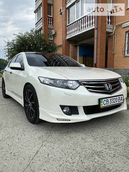 Седан Honda Accord 2010 в 
