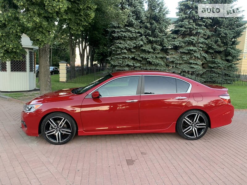 Седан Honda Accord 2016 в Києві