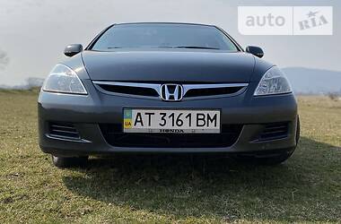 Седан Honda Accord 2006 в Надворной