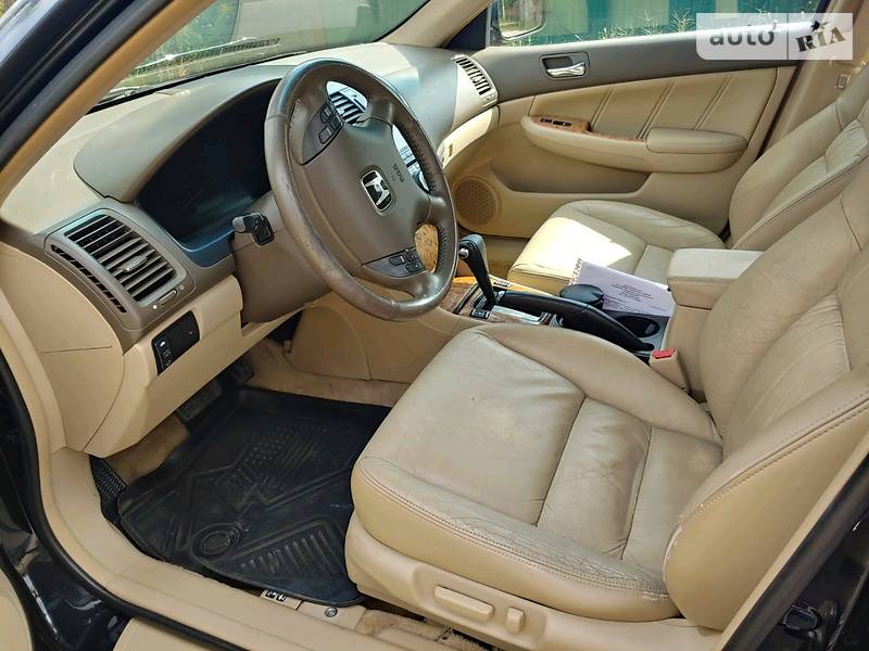 Седан Honda Accord 2005 в Києві