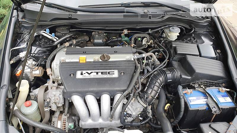 Седан Honda Accord 2005 в Києві
