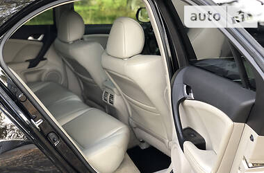 Седан Honda Accord 2011 в 