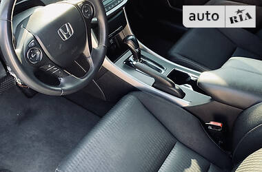 Седан Honda Accord 2013 в Киеве