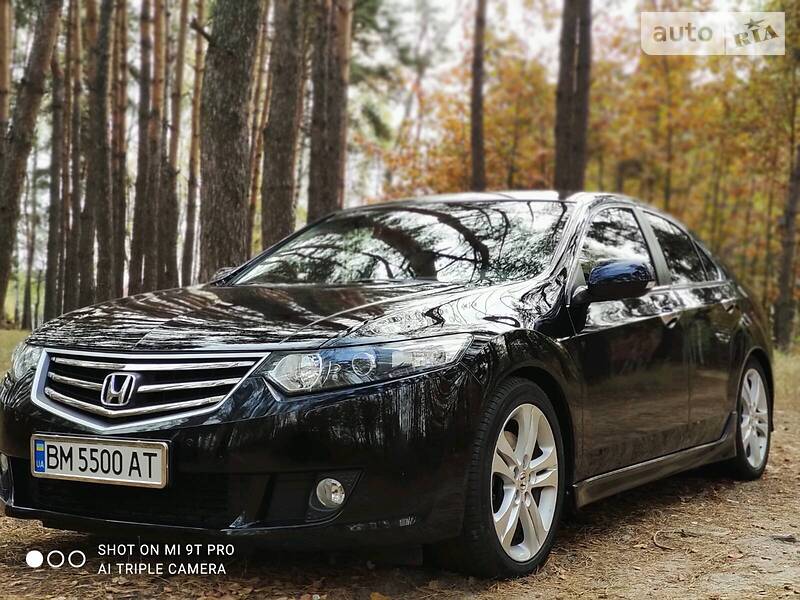 Седан Honda Accord 2010 в Ахтырке