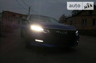 Седан Honda Accord 2018 в Ровно