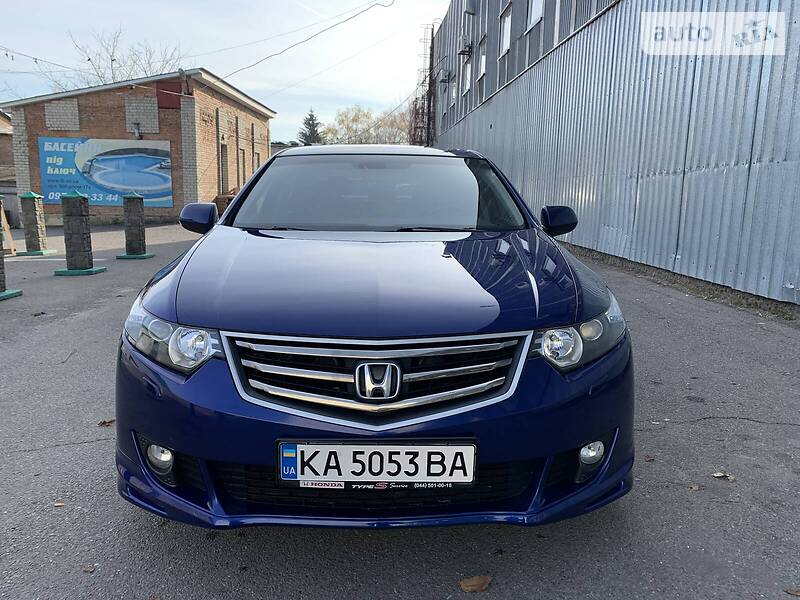 Седан Honda Accord 2010 в Виннице