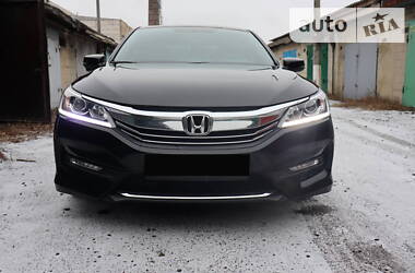 Седан Honda Accord 2016 в Днепре