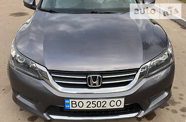 Седан Honda Accord 2014 в Тернополе