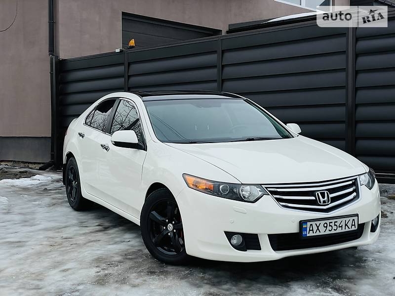 Седан Honda Accord 2010 в Харькове