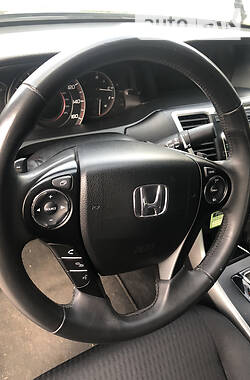 Седан Honda Accord 2015 в Рівному