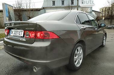 Седан Honda Accord 2007 в Ровно