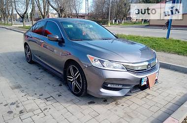 Седан Honda Accord 2016 в Ужгороді