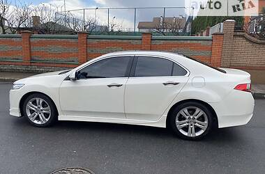 Седан Honda Accord 2010 в Хмельницком