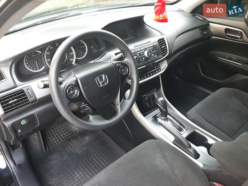 Седан Honda Accord 2013 в Миколаєві