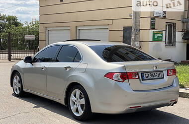 Седан Honda Accord 2010 в Запоріжжі