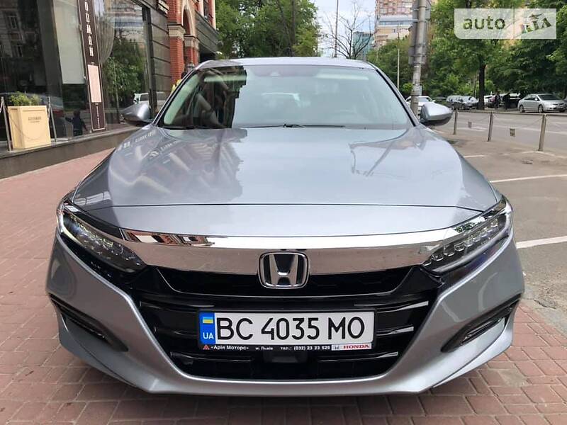Седан Honda Accord 2019 в Львове