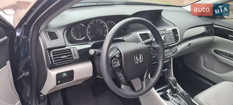 Седан Honda Accord 2017 в Запорожье