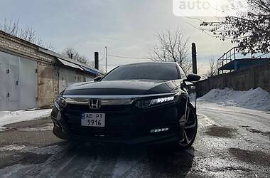 Седан Honda Accord 2018 в 