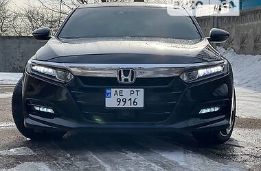 Седан Honda Accord 2018 в 