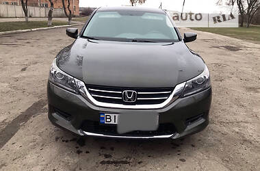 Седан Honda Accord 2014 в Зенькове