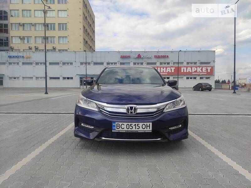 Седан Honda Accord 2016 в Львові