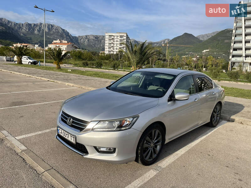 Седан Honda Accord 2013 в Черкассах