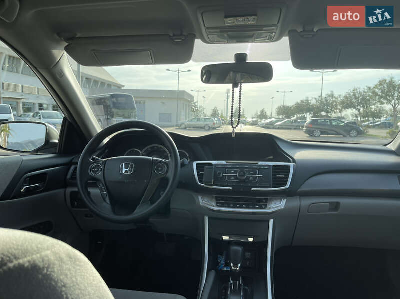 Седан Honda Accord 2013 в Черкассах