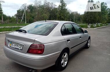 Седан Honda Accord 2000 в Бучаче