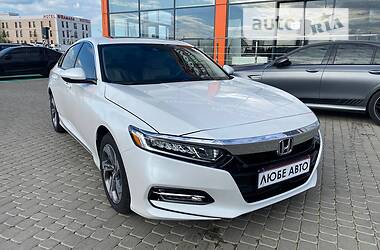 Седан Honda Accord 2019 в 