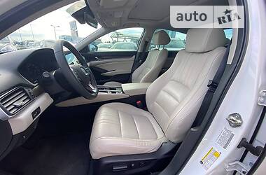 Седан Honda Accord 2019 в 
