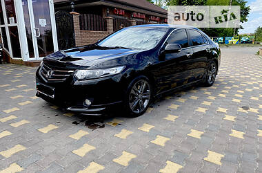 Седан Honda Accord 2010 в Києві