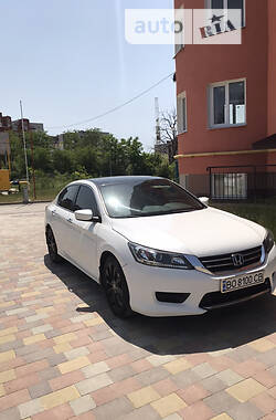 Седан Honda Accord 2013 в Тернополе