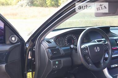 Седан Honda Accord 2013 в 